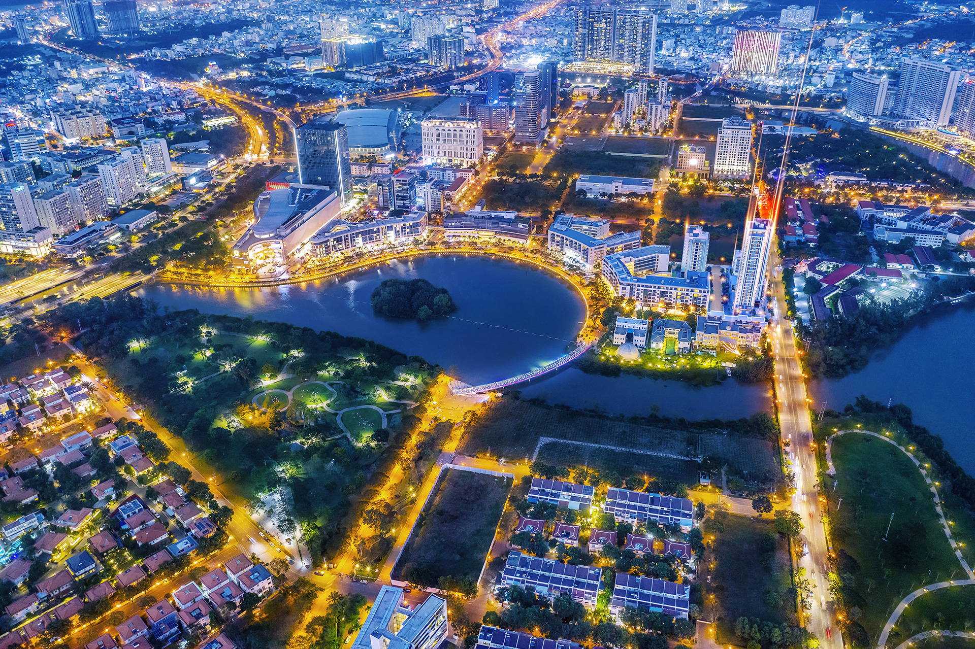 Một góc đô thị đạt tiêu chuẩn Quốc tế: Phú Mỹ Hưng, TP Hồ Chí Minh